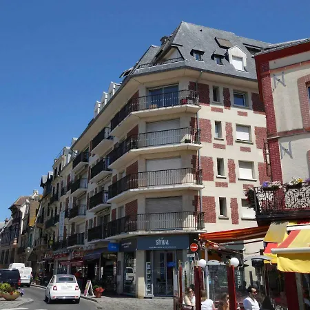 Amiral De Maigret Apartment